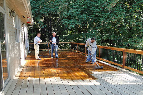 deck cleaning service