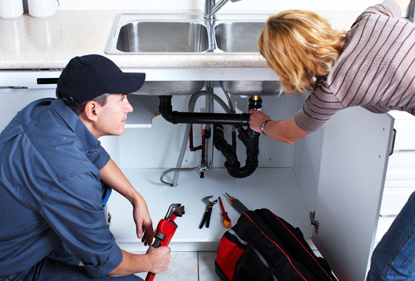 Spotting The Apparently Small Plumbing Issues Which Can Take A Major Form – Mending Tips